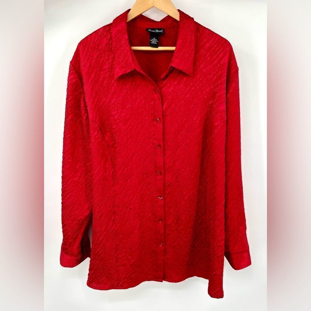 Maggie Barnes women’s red textured print button up long sleeve shirt size 2X